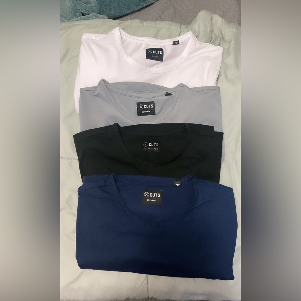 4 Cuts tshirts